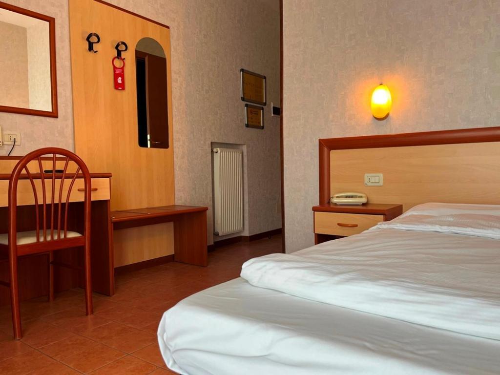 Hotel Florida 利莫内-苏尔加达 外观 照片